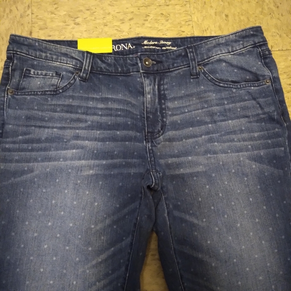 NWT! Plus Size Merona Modern Fit Mid Rise Polka-Dot Skinny Jeans, Size: … - Picture 14 of 16